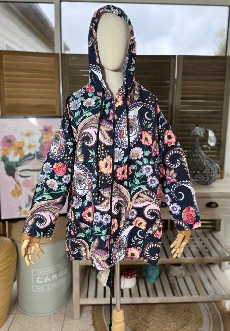 Coupe-vent à capuche déperlant noir Fleurs Gypsie Chic du 38 au 48 et même + 
