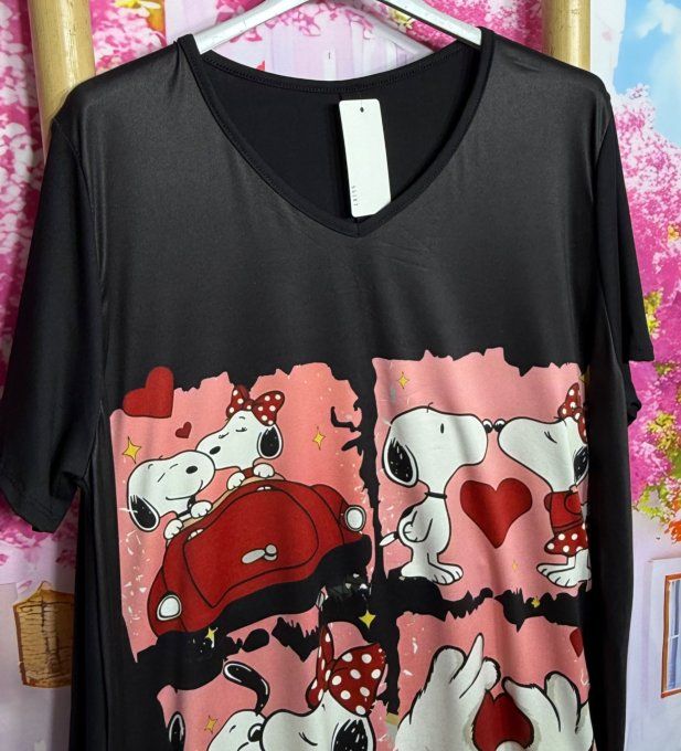 Tee-shirt trapèze noir manches courtes Col V Snoopy et son amoureuse du 42 au 56 