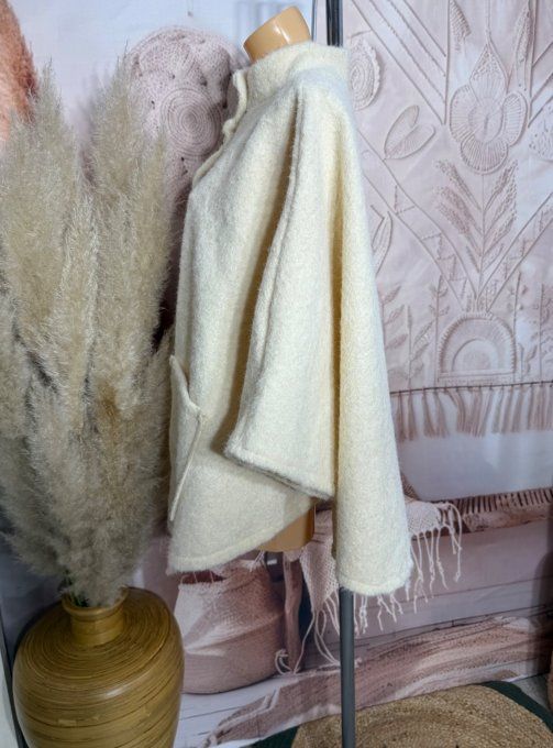 Veste-cape oversize laine bouillie crème TOUTES TAILLES jusqu'au 60 hiver +++