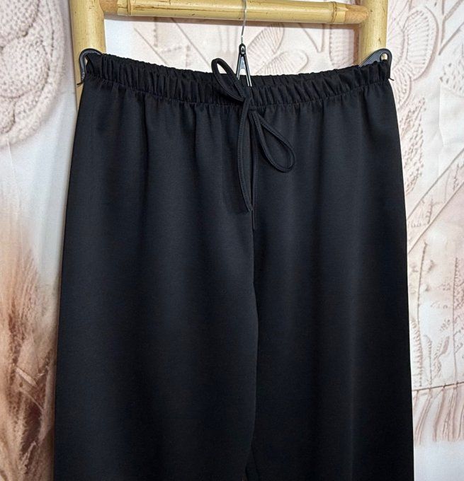 Pantalon coupe "Aladin" noir cuisses bouffantes bas élastiqué confort +++ du 40 au 50/52