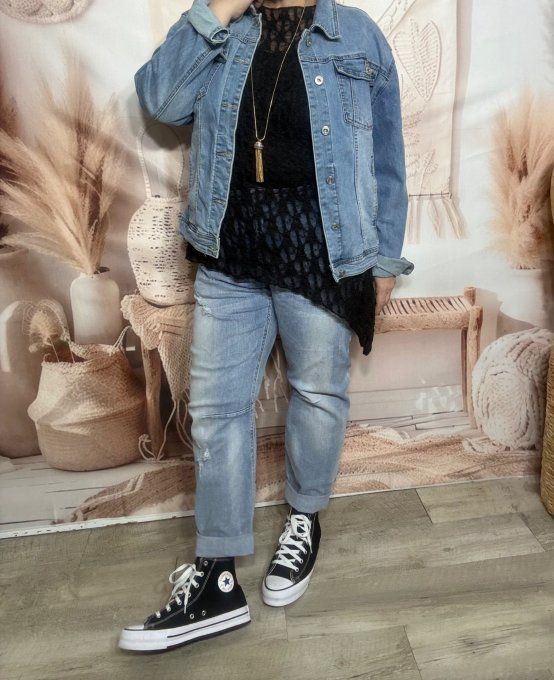 Top asymétrique dentelle noire manches longues confort +++ du 36 au 48 