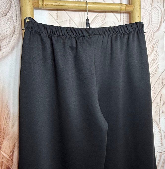Pantalon coupe "Aladin" noir cuisses bouffantes bas élastiqué confort +++ du 40 au 50/52