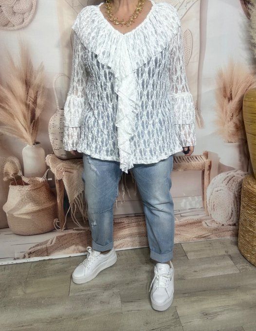 Blouse trapèze col jabot dentelle blanche manches pagodes confort +++  du 40 au 50/52