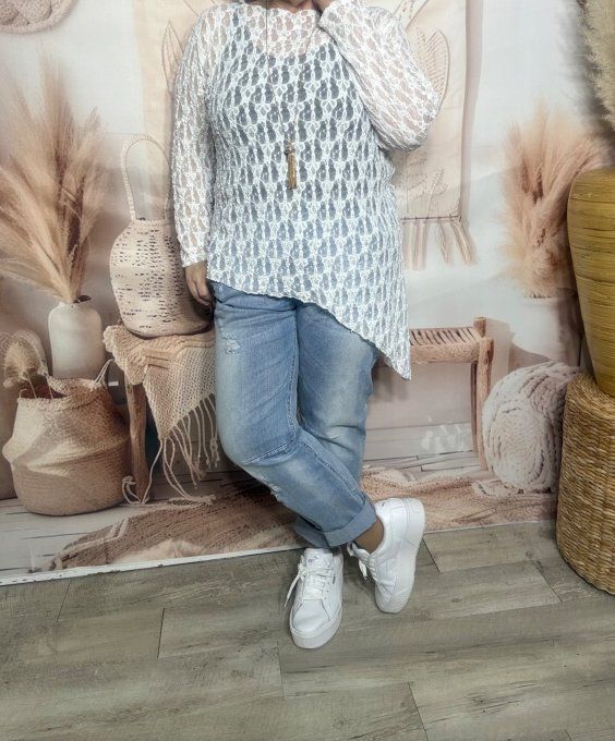 Top asymétrique dentelle blanche manches longues confort +++ du 36 au 48