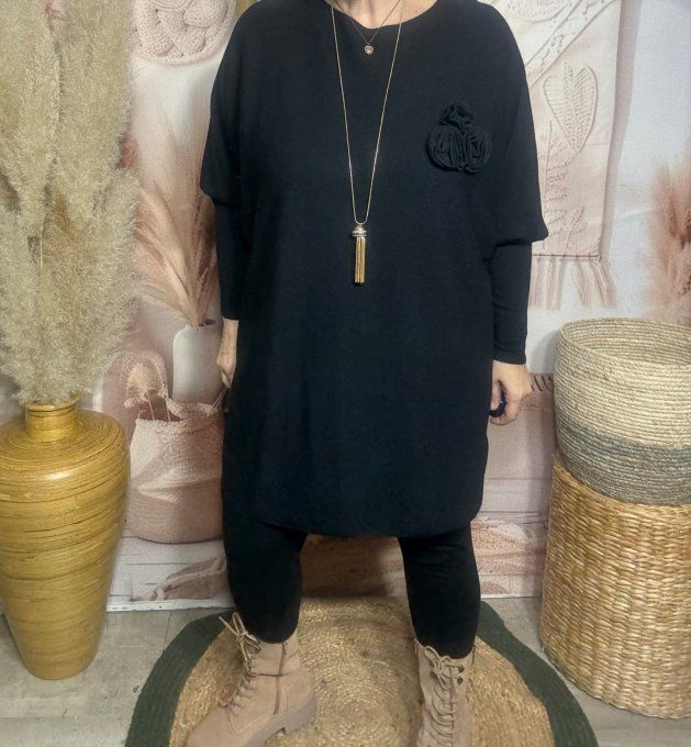 Robe-pull noire SANS LAINE ou maxi-pull oversize 3 fleurs du 42 au 52/54