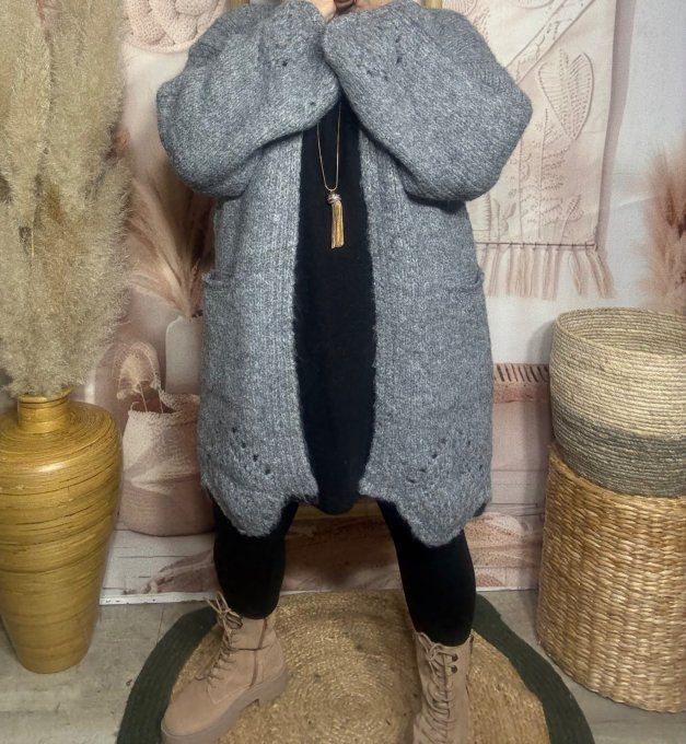 Gilet long SANS LAINE gris perle chiné  asymétrique maille ajourée fantaisie du 38 au 46 et même + 