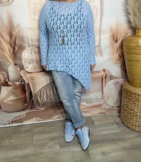 Top asymétrique dentelle bleu ciel manches longues confort +++ du 36 au 48 