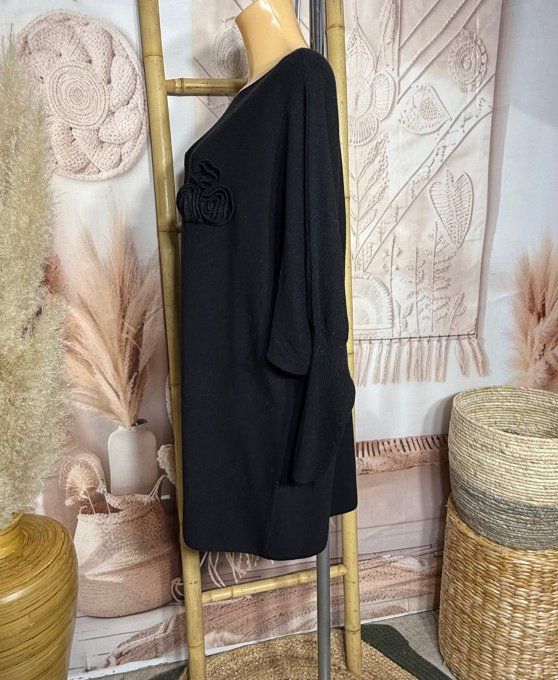 Robe-pull noire SANS LAINE ou maxi-pull oversize 3 fleurs du 42 au 52/54