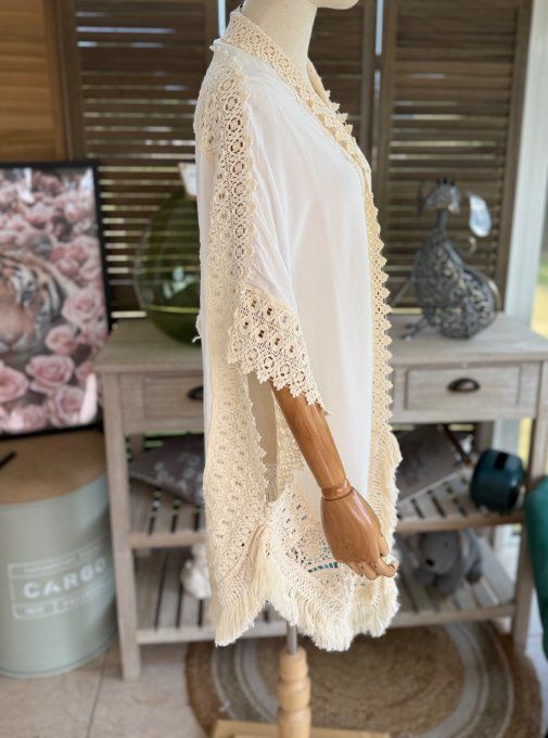 Gilet ample long beige broderie anglaise fleurs et franges du 40 au 50/52