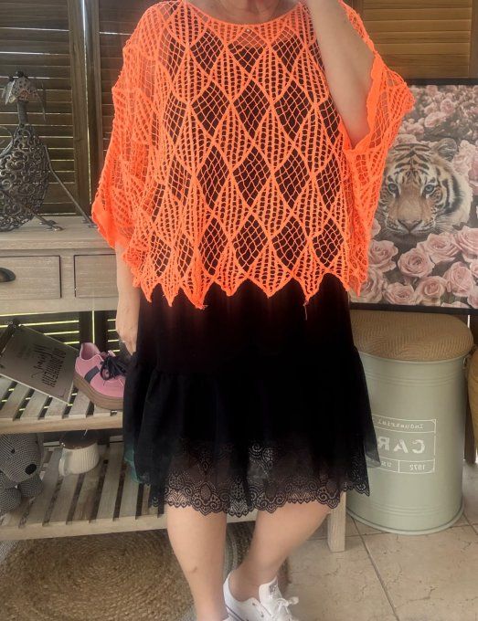 Pull d'été court ample maille crochet broderie losanges orange fluo du 40 au 50