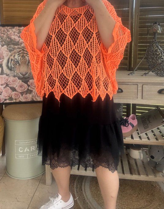 Pull d'été court ample maille crochet broderie losanges orange fluo du 40 au 50