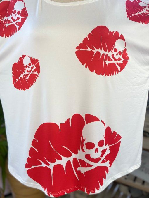 Top fin ample blanc In love with Skulls du 40 au 50/52