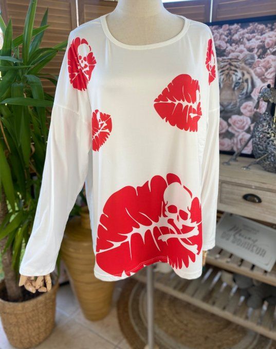Top fin ample blanc In love with Skulls du 40 au 50/52