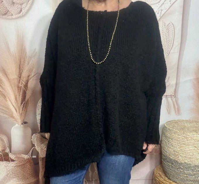 pull asymétrique oversize sans laine noir col V douceur +++ du 42 au 56/58 