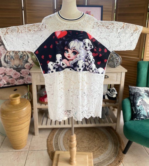 Tunique ample dentelle blanche Cruella et les Dalmatiens du 40 au 50/52  