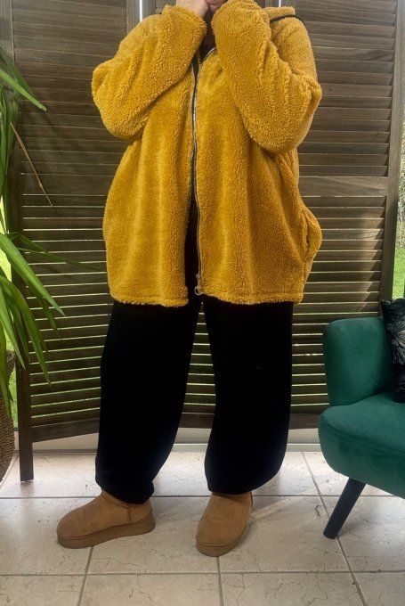 Gilet à capuche peluche Pilou-Pilou moutarde douceur +++ du 40 au 54/56 et même + 