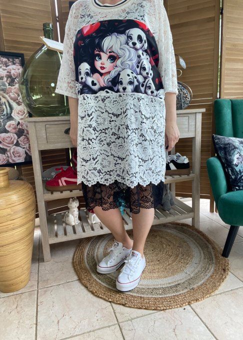 Tunique ample dentelle blanche Cruella et les Dalmatiens du 40 au 50/52  