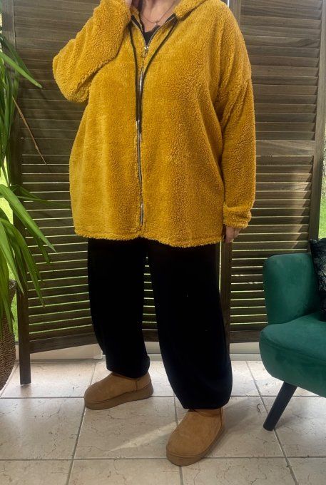 Gilet à capuche peluche Pilou-Pilou moutarde douceur +++ du 40 au 54/56 et même + 