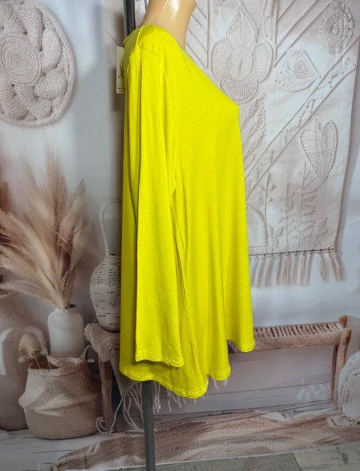 Top trapèze Jaune Citron manches longues col V collection Les Basiques du Dressing du 40 au 54