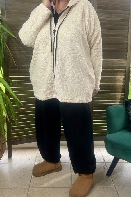Gilet à capuche peluche Pilou-Pilou crème douceur +++ du 40 au 54/56 et même + 