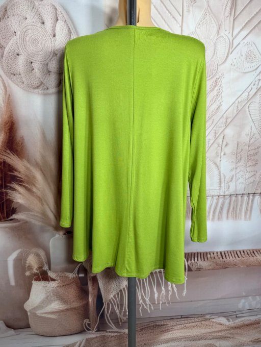 Top trapèze vert pistache manches longues col V collection Les Basiques du Dressing du 40 au 54 