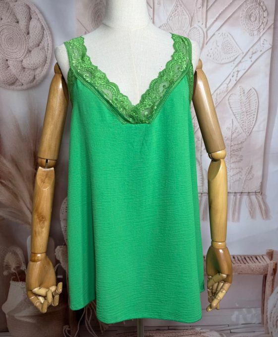 Caraco trapèze vert Gucci dentelle extensible larges bretelles confort +++ du 40 au 50/52