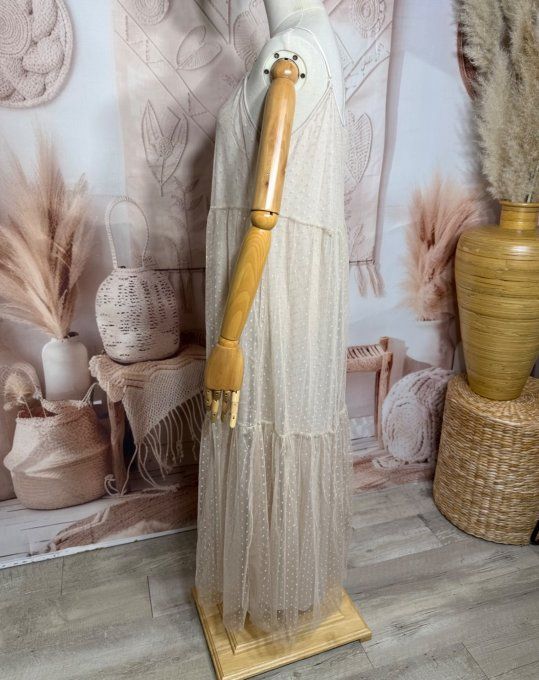 Robe longue tulle beige et plumetis  fines bretelles réglables du 38 au 48  