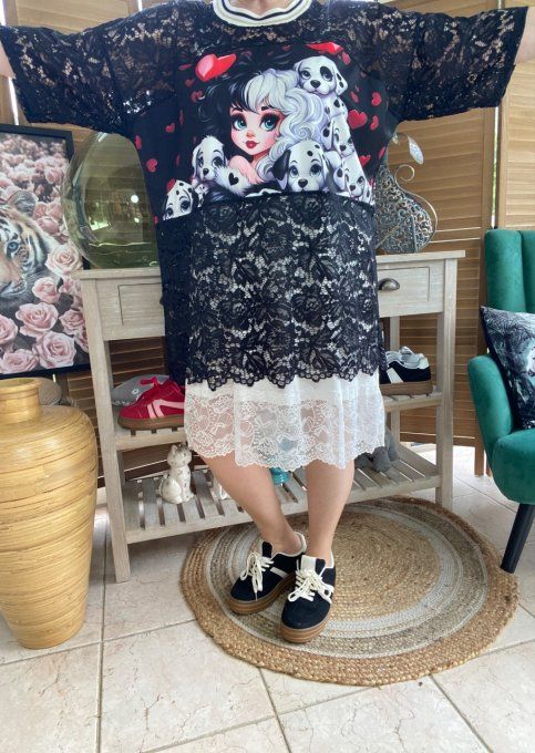 Tunique ample dentelle noire Cruella et les Dalmatiens du 40 au 50/52 