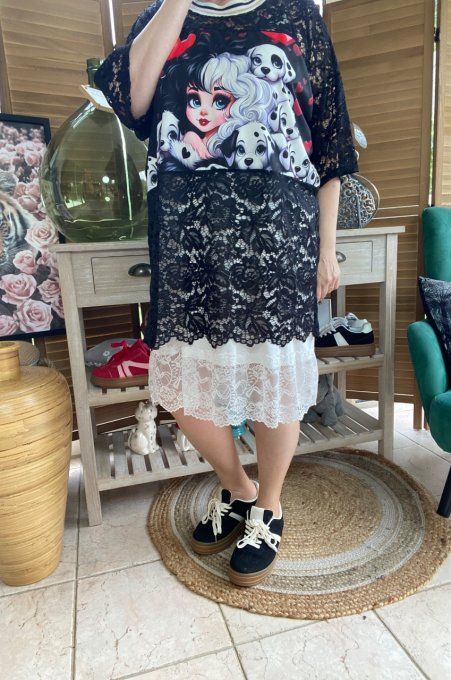 Tunique ample dentelle noire Cruella et les Dalmatiens du 40 au 50/52 