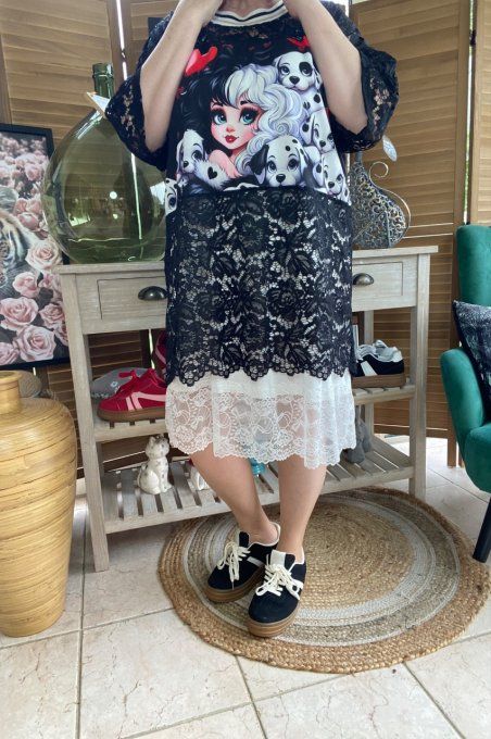 Tunique ample dentelle noire Cruella et les Dalmatiens du 40 au 50/52 