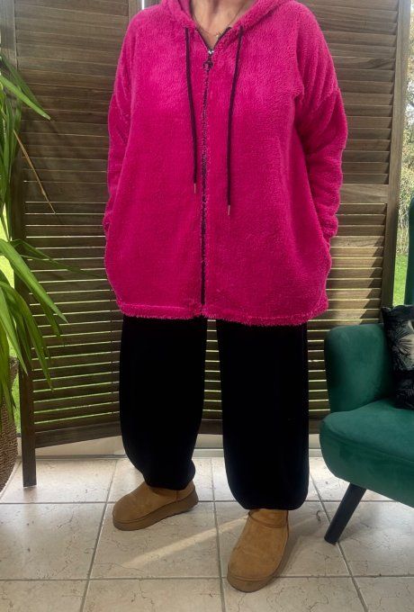 Gilet à capuche peluche Pilou-Pilou Fuschia douceur +++ du 40 au 54/56 et même +