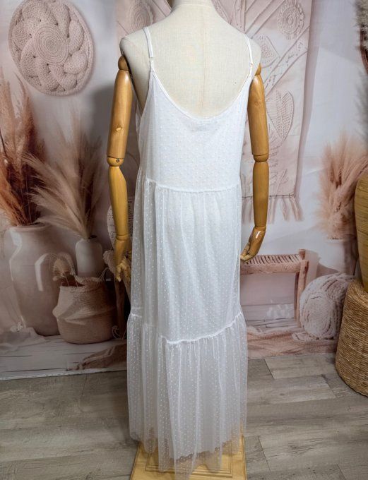 Robe longue tulle écru et plumetis  fines bretelles réglables du 38 au 48