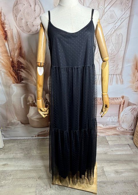 Robe longue tulle noir et plumetis  fines bretelles réglables du 38 au 48 