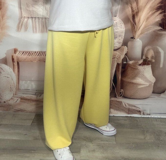 Pantalon coupe "Aladin" jaune pastel cuisses bouffantes bas élastiqué confort +++ du 40 au 50/52