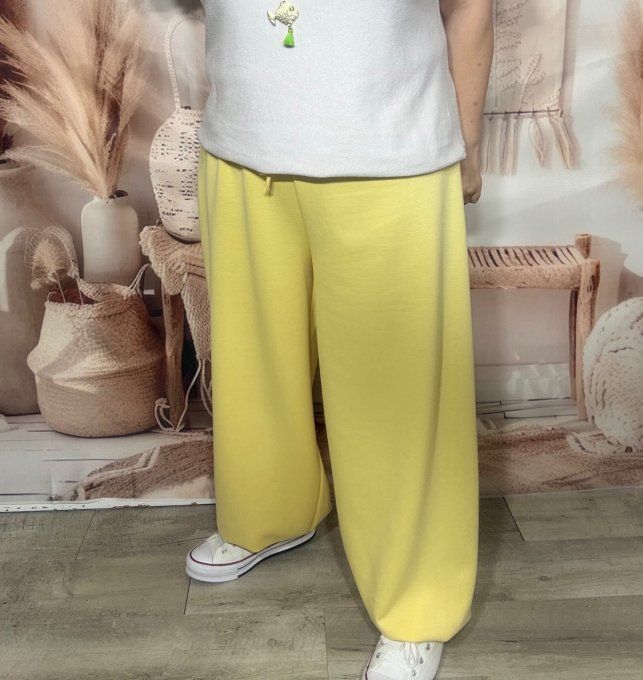 Pantalon coupe "Aladin" jaune pastel cuisses bouffantes bas élastiqué confort +++ du 40 au 50/52