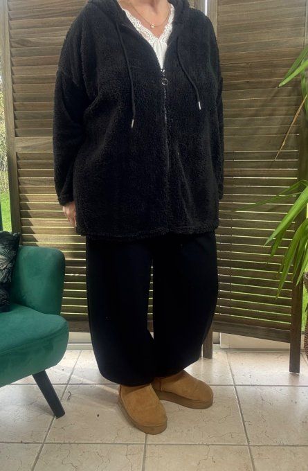 Gilet à capuche peluche Pilou-Pilou noir douceur +++ du 40 au 54/56 et même +