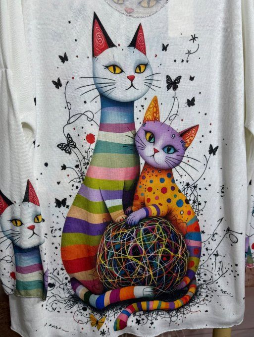 Top manches longues blanc Les chats multicolores et les papillons du 40 au 50/52