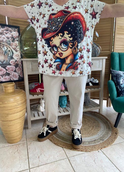 Top fin ample crème étoiles Betty Boop Country Girl du 40 au 52 