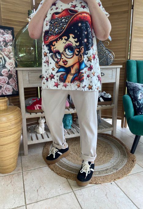 Top fin ample crème étoiles Betty Boop Country Girl du 40 au 52 