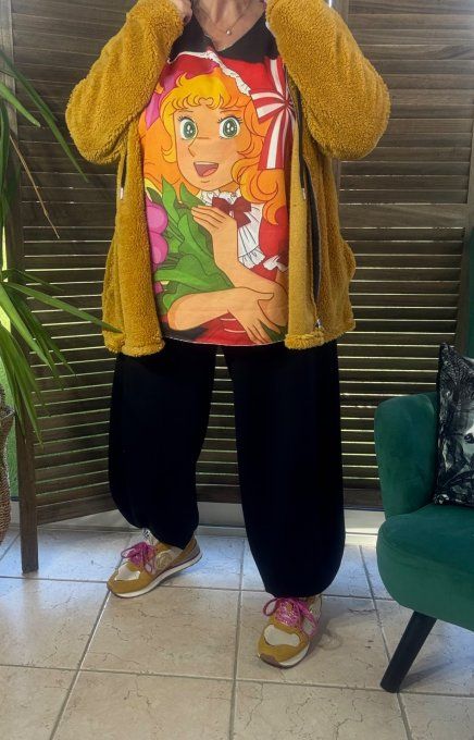 Top suédine noir Au Pays de Candy douceur +++ du 38 au 48