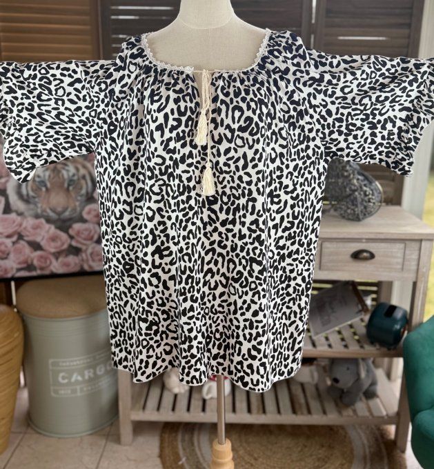 Blouse trapèze manches pagodes oversize animal noir du 40 au 52  