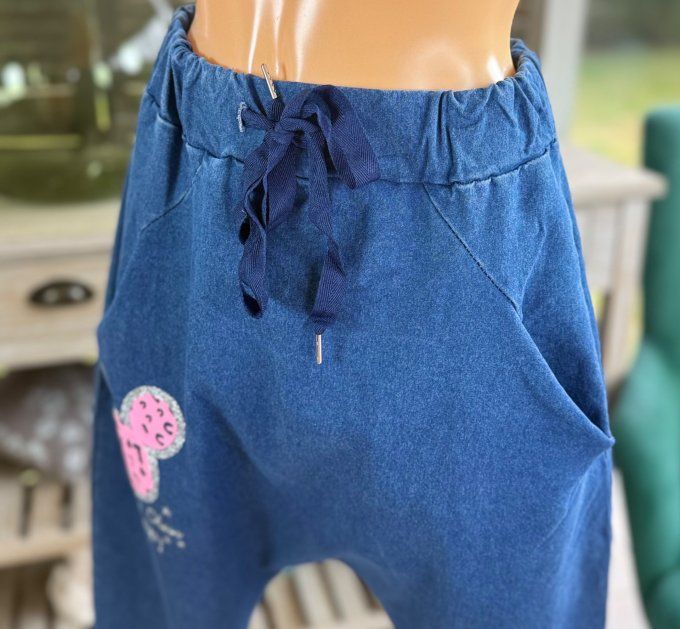 pantalon sarouel en jeans stone Patchs Mickey rose fluo confort +++ du 36 au 44 