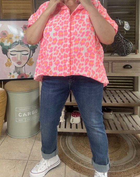Chemise ample gaze de coton Léopard rose & orange Fluo du 38 au 48 et même + si portée ouverte