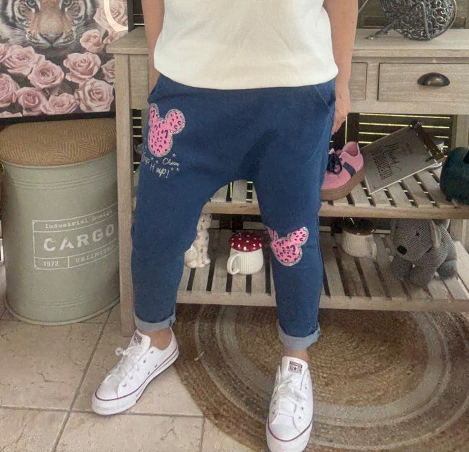 pantalon sarouel en jeans stone Patchs Mickey rose fluo confort +++ du 36 au 44 