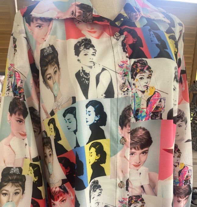 Chemise longue trapèze Portraits d'Audrey Hepburn du 38 au 46 (et même + si portée ouverte) 