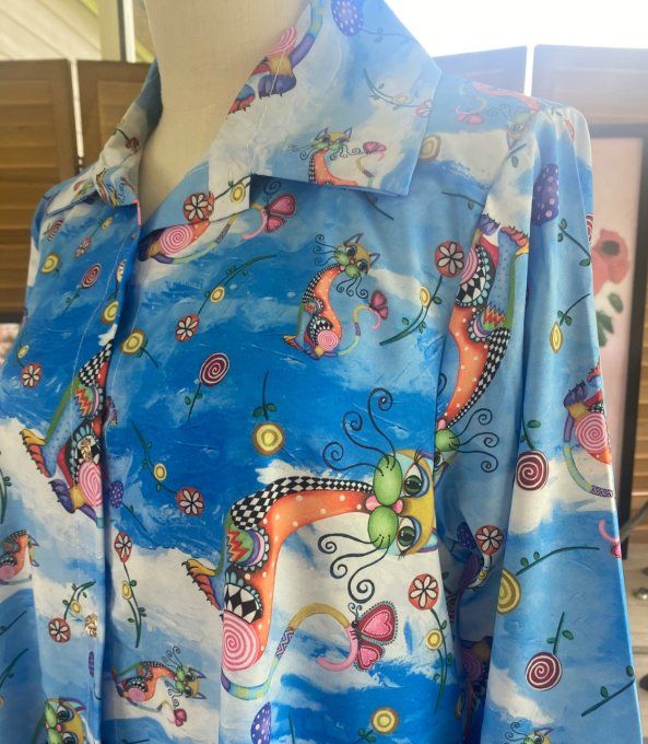 Chemise longue trapèze Les Chats Mosaïque du 38 au 46 (et même + si portée ouverte)