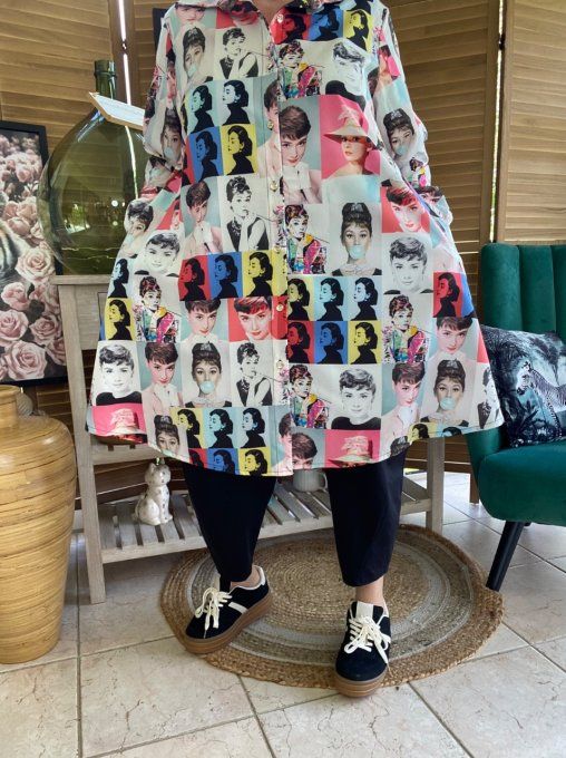 Chemise longue trapèze Portraits d'Audrey Hepburn du 38 au 46 (et même + si portée ouverte) 