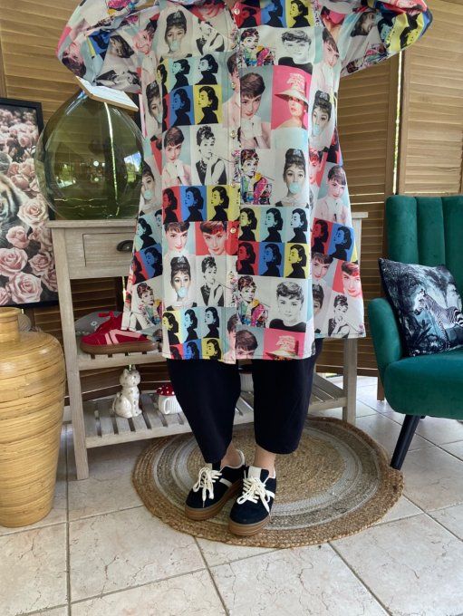 Chemise longue trapèze Portraits d'Audrey Hepburn du 38 au 46 (et même + si portée ouverte) 