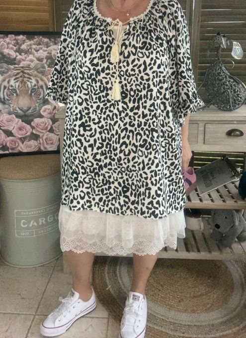 Blouse trapèze manches pagodes oversize animal noir du 40 au 52  