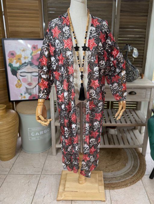 Kimono en dentelle blanche étoiles Skulls & Red Stars du 34 au 48 et même + 